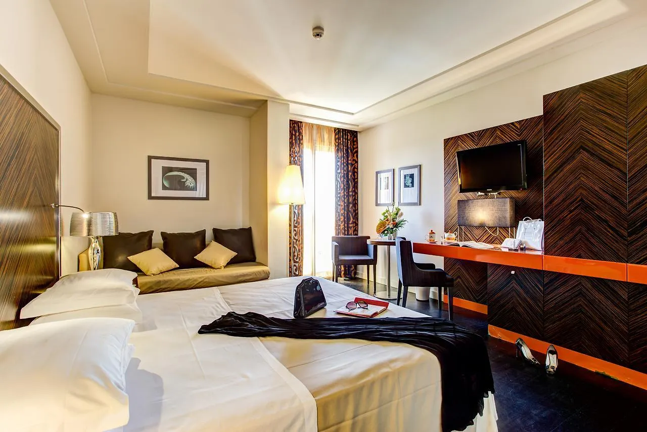 ***  Hotel Byron Римини Италия